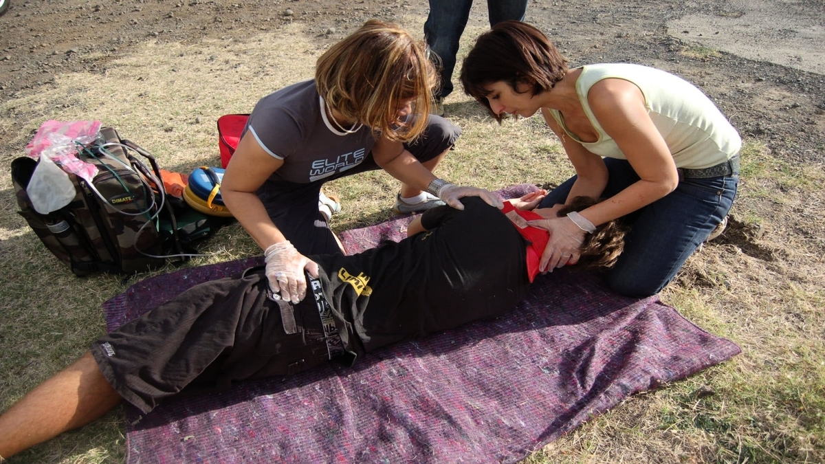 participez à nos ateliers gratuits de secourisme à lattes et apprenez des compétences essentielles pour sauver des vies. que vous soyez débutant ou souhaitiez renforcer vos connaissances, nos sessions pratiques et interactives vous guideront à travers les techniques de premiers secours. inscrivez-vous dès maintenant et soyez prêt à agir en cas d'urgence !