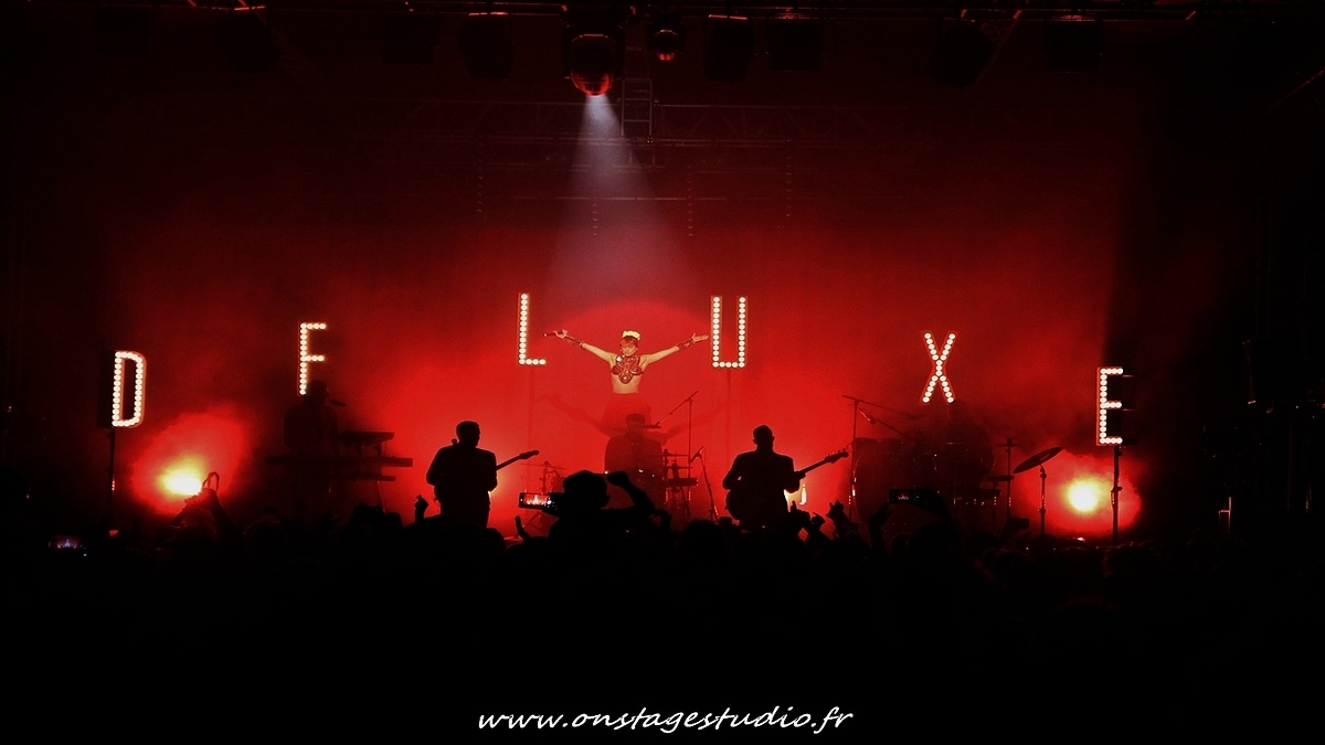 découvrez le festival arts'scénics à lisle-sur-tarn, un événement incontournable réunissant des artistes talentueux de diverses disciplines. plongez dans un univers créatif où performances et spectacles vous émerveilleront, offrant une expérience culturelle unique au cœur de la ville.