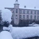 découvrez les impacts et les conseils de sécurité concernant le verglas en aveyron, une saison hivernale qui peut affecter vos déplacements et votre quotidien. restez informé des conditions météorologiques et protégez-vous contre les dangers du verglas.