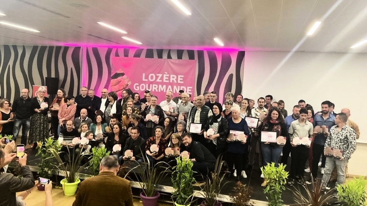 découvrez la célébration des artisans de lozère, un événement festif mettant en valeur le savoir-faire local, les traditions et les produits artisanaux. participez à des ateliers, des démonstrations et des échanges passionnants avec les artisans de la région.