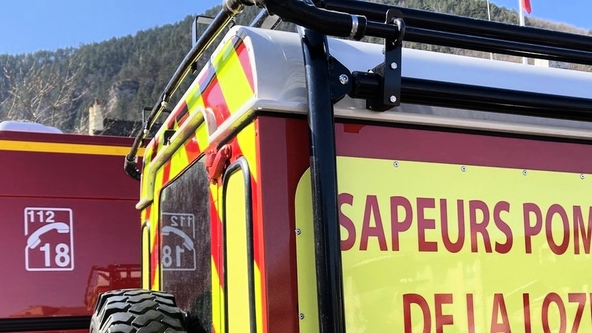 découvrez les détails sur l'accident impliquant une voiture et un scooter à mende. informez-vous sur les circonstances, les implications pour les conducteurs et les précautions à prendre pour éviter de tels incidents. restez informé sur la sécurité routière.