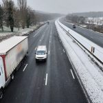 restez informé sur les conditions climatiques en aveyron ! ce 10 janvier, vigilance verglas en vigueur. prenez toutes les précautions nécessaires pour assurer votre sécurité sur la route et à pied.