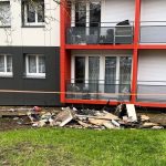 découvrez les détails tragiques de l'incendie survenu dans le tarn-et-garonne, où un octogénaire a été retrouvé en arrêt cardiaque. une enquête est en cours pour comprendre les causes de cette catastrophe qui a ébranlé la communauté locale.