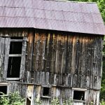 découvrez les initiatives et les mesures prises dans l'hérault pour lutter contre les constructions illégales. informez-vous sur les enjeux environnementaux et légaux, et comment la préservation du patrimoine et de l'espace urbain est assurée dans cette région.