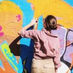 découvrez comment engager une action en justice contre les graffitis nuisibles. protégez votre propriété et sensibilisez-vous aux démarches légales pour lutter contre le vandalisme urbain.