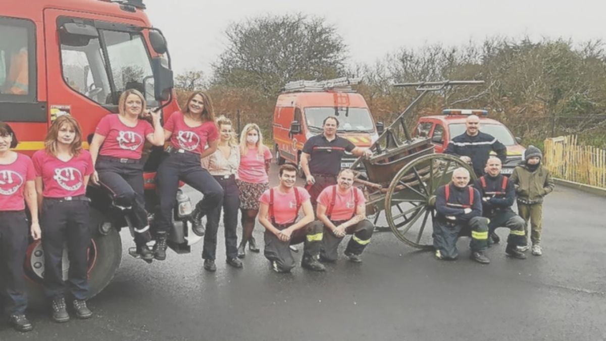 découvrez l'importance de la solidarité entre pompiers au service de la communauté. engagez-vous à leurs côtés pour soutenir leurs actions courageuses et solidaires lors des interventions, des formations et des événements.