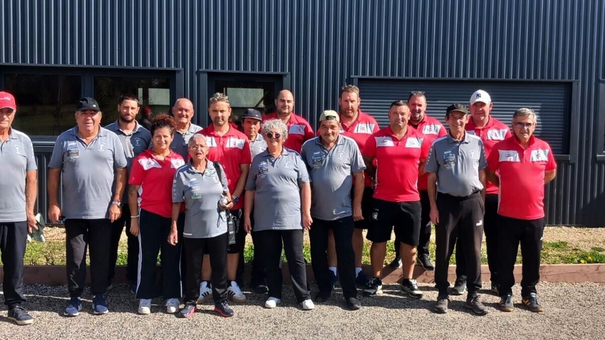 découvrez l'univers passionnant de la pétanque en aveyron lors d'un weekend inoubliable. rejoignez-nous pour des parties conviviales, des compétitions amicales et profitez des paysages magnifiques de cette région tout en vous amusant entre amis ou en famille.