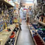 découvrez la quincaillerie angles et sport en aveyron, votre destination privilégiée pour tous vos besoins en matériel de bricolage, jardinage et équipements sportifs. profitez d'un large choix de produits de qualité et de conseils d'experts pour réaliser vos projets avec succès.