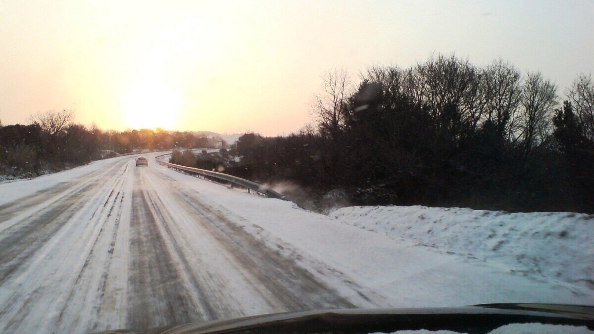 découvrez les principales infractions liées aux bus scolaires dans l'hérault, ainsi que les mesures de sécurité et de prévention mises en place pour protéger les enfants lors de leurs trajets.