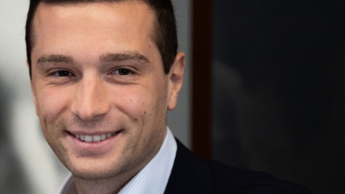 découvrez bardella dans le tarn, une charmante commune au cœur des paysages pittoresques du sud-ouest de la france. profitez de ses richesses culturelles, de ses activités de plein air et de son ambiance conviviale.