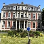 découvrez le dialogue enrichissant autour des ehpad en lozère, un espace d'échange dédié aux familles et aux professionnels de la santé, visant à améliorer le cadre de vie des résidents et à favoriser le bien-être des personnes âgées.