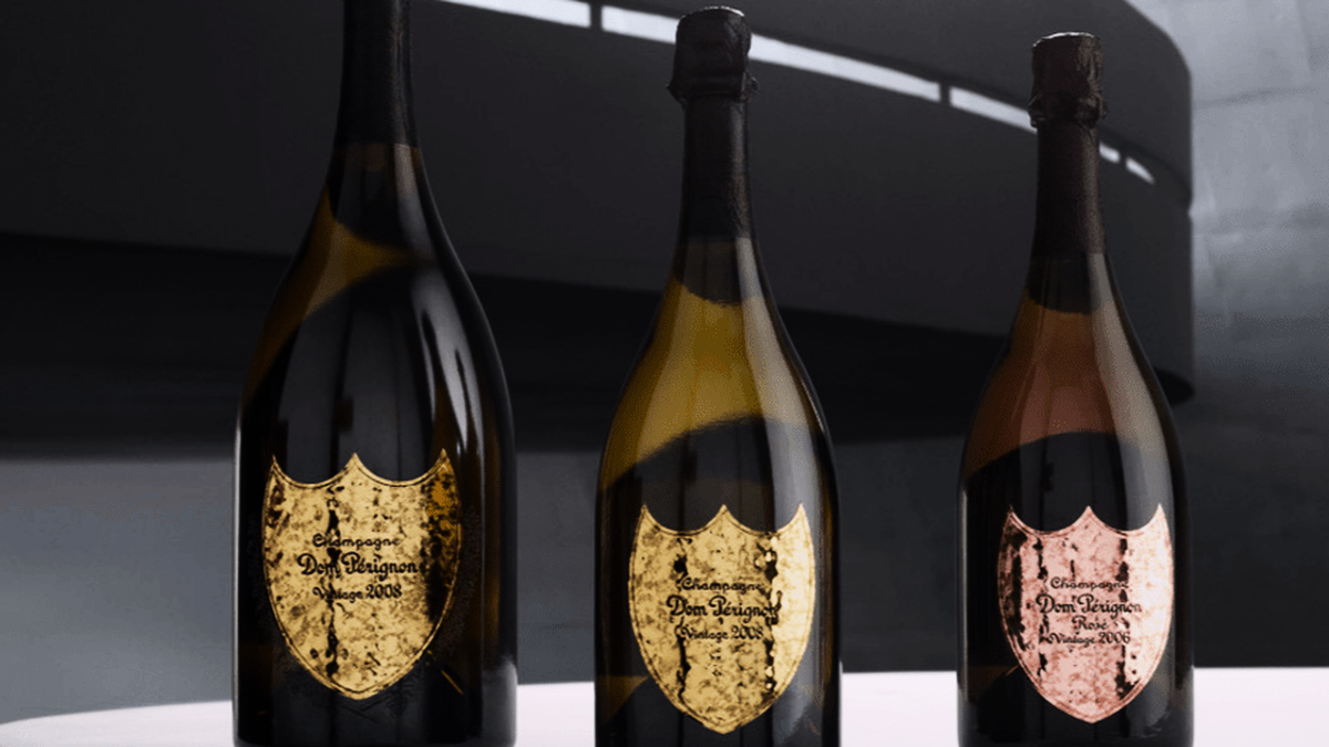 découvrez l'univers des collaborations artistiques, où des artistes de différentes disciplines unissent leurs talents pour créer des œuvres uniques et inspirantes. plongez dans un monde de créativité collective et d'innovations culturelles, des projets qui transforment et enrichissent l'art contemporain.