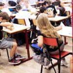 découvrez les détails sur les six fermetures de classes en lozère, un sujet qui soulève des inquiétudes et des réactions parmi les parents et les enseignants. informez-vous sur les raisons de ces décisions et leurs impacts sur l'éducation locale.