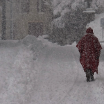 découvrez les impacts et les paysages majestueux d'une tempête hivernale dans les cévennes. plongez dans une ambiance féérique où neige et vents froids transforment la région en un tableau naturel époustouflant.