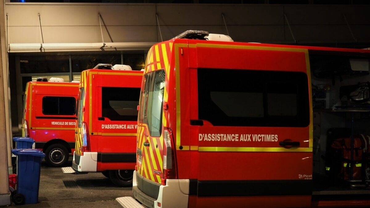 une tragédie survenue dans l'hérault, impliquant un jeune enfant, suscite l'émoi. découvrez les circonstances de cet événement choquant et son impact sur la communauté locale.