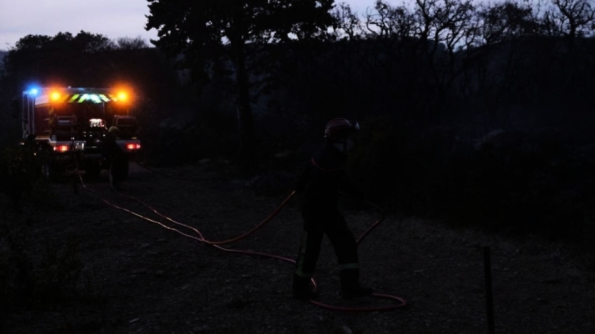 découvrez les derniers événements concernant les incendies dans l'hérault. informez-vous sur les zones touchées, les mesures de sécurité en place et les efforts de lutte contre ces phénomènes naturels. restez vigilant et suivez les actualités pour protéger votre environnement.