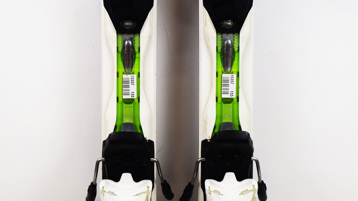 découvrez le ski au cm2 à cardaillac : une expérience inoubliable pour les jeunes aventuriers ! venez apprendre les bases du ski dans un cadre enchanteur, propice à l'épanouissement et à l'amusement. rejoignez-nous pour des journées de glisse riches en émotions, encadrées par des moniteurs passionnés.