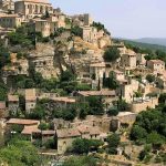découvrez l'enchantement des villages médiévaux, où l'histoire prend vie à travers des ruelles pavées, des châteaux majestueux et une architecture fascinante. plongez dans l'authenticité de ces lieux chargés d'héritage culturel et profitez de balades captivantes au cœur du moyen âge.