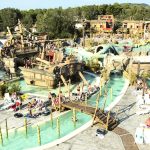 découvrez le camping de luxe en hérault : profitez d'un cadre naturel exceptionnel, d'hébergements haut de gamme et d'activités variées, tout en savourant le confort et les services de qualité. parfait pour des vacances inoubliables en famille ou entre amis!