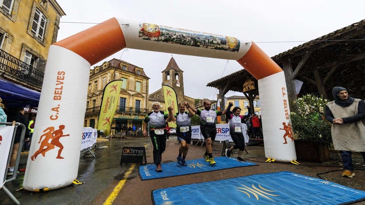 participez à la course relais dans la magnifique vallée de l'hérault. découvrez un parcours immersif au cœur de la nature, idéal pour les amoureux du sport et des paysages époustouflants. rejoignez-nous pour une expérience inoubliable en équipe!