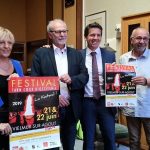 découvrez le festival tarn, un événement culturel exceptionnel célébrant la musique, l'art et la gastronomie au cœur des paysages enchanteurs de la région. vivez des moments inoubliables en famille ou entre amis et plongez dans l'ambiance festive de ce festival unique.