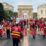 découvrez les 5 événements mode incontournables dans l'hérault ! des défilés aux expositions en passant par des rencontres avec des créateurs, plongez dans l'univers de la mode et suivez les dernières tendances.