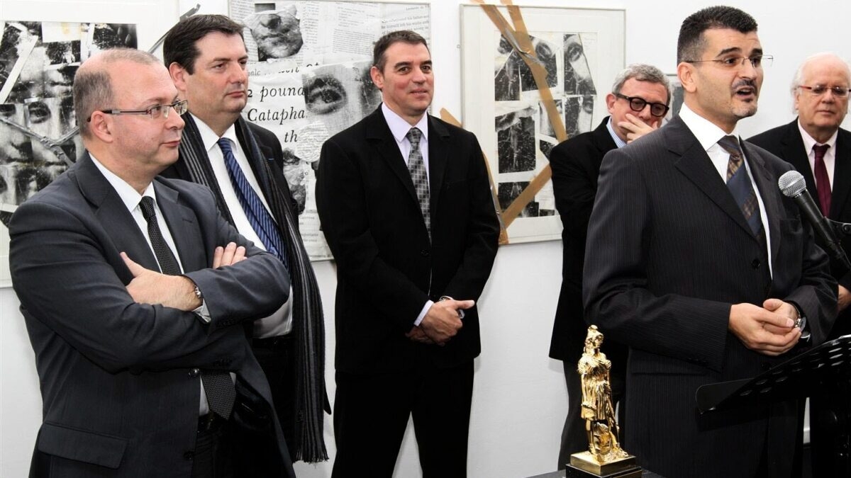 découvrez marianne d'or, la maire engagée de l'aveyron, remarquée pour ses efforts exceptionnels dans la préservation du patrimoine local. son dévouement et sa vision inspirent une communauté investie dans la sauvegarde et la valorisation de l'héritage culturel.