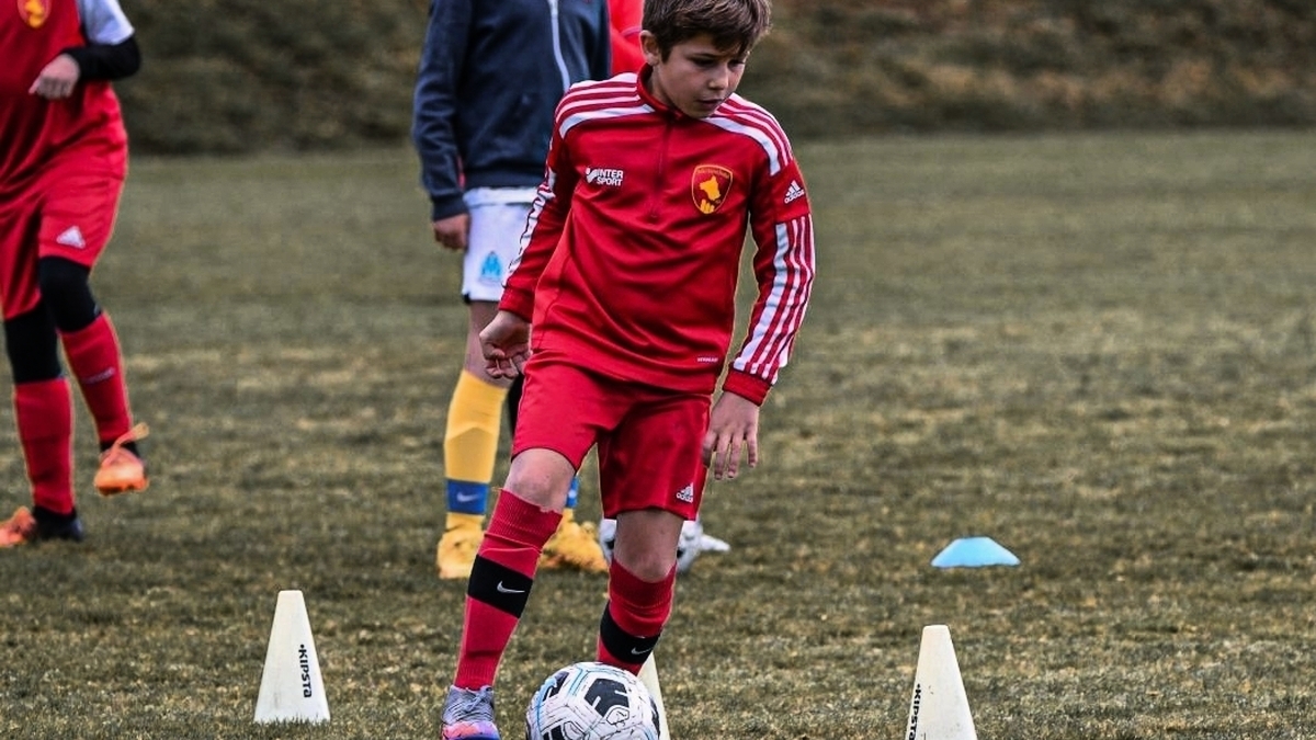 découvrez les multiples avantages de vivre et d'investir à rodez, une ville dynamique au cœur de l'aveyron, alliant patrimoine historique, nature préservée et qualité de vie exceptionnelle. profitez de son ambiance chaleureuse et de ses opportunités uniques !