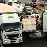 découvrez les détails tragiques de la collision sur l'a9, impliquant plusieurs véhicules. une analyse des causes de cet accident a révélé des impacts dévastateurs sur la route et des conséquences humaines. restez informés des dernières actualités et témoignages sur cet événement choquant.