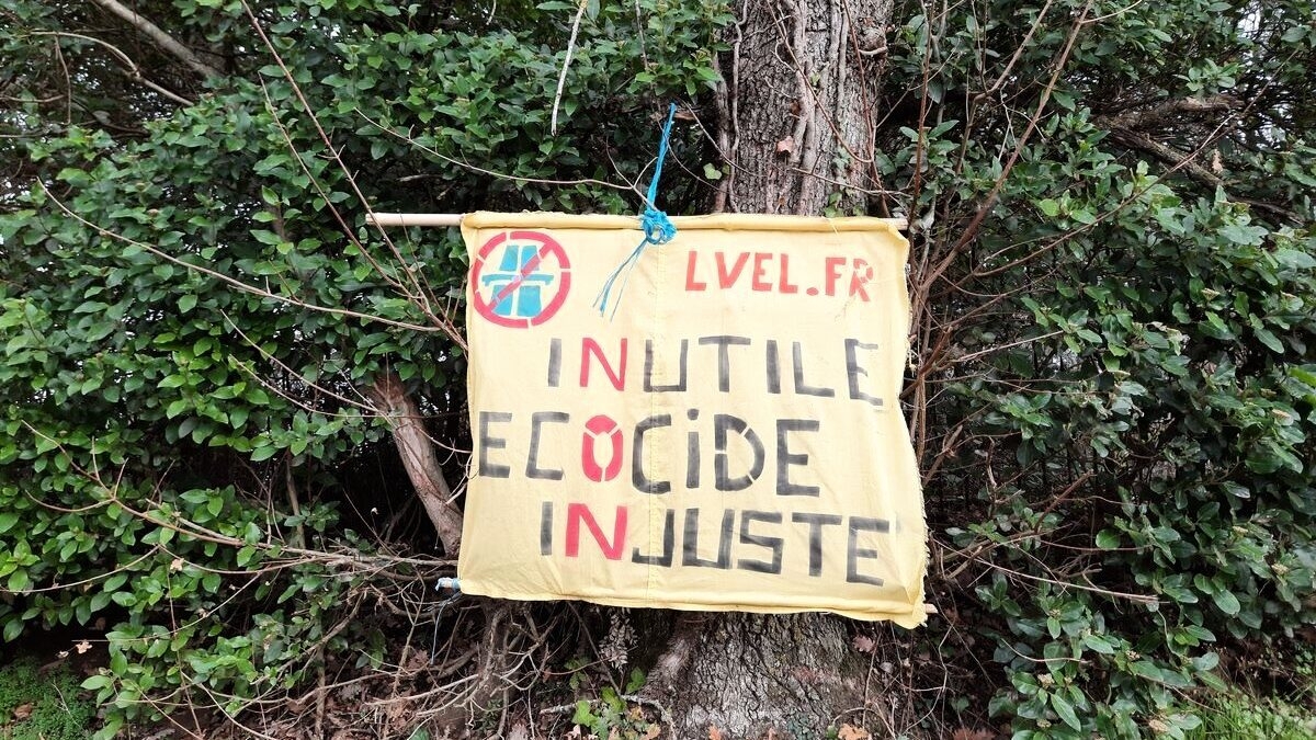 découvrez les dernières informations sur les travaux de l'autoroute 69 dans le tarn. suivez l'avancement des chantiers, les détours à prévoir et les améliorations apportées à cette voie essentielle pour la circulation dans la région.