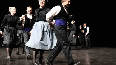 découvrez le record incroyable de la danse des canards, un spectacle captivant qui combine rythme, fun et bonne humeur. plongez dans l'univers ludique de cette danse emblématique et amusez-vous en famille ou entre amis avec ce phénomène viral !