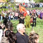 découvrez la fête des cornards, une célébration colorée et joyeuse dédiée à cette charmante tradition française. rejoignez-nous pour des animations, des spectacles, et des délices culinaires, le tout dans une ambiance festive et conviviale. ne manquez pas cet événement unique qui réunit petits et grands autour de rires et de bonne humeur!