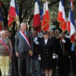 découvrez l'histoire inspirante d'henri bourrillon, maire engagé et résistant, qui a su se battre pour la liberté et la justice durant des temps tumultueux. plongez dans son parcours remarquable et son héritage indélébile dans l'histoire locale.