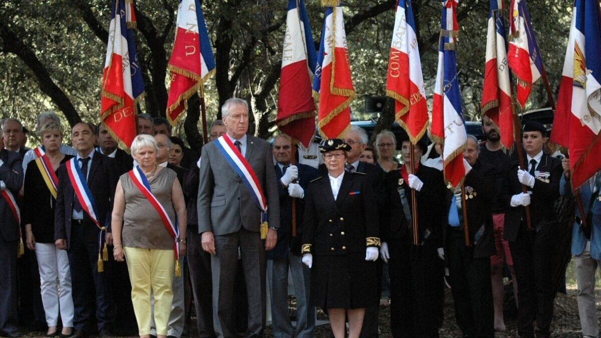 découvrez l'histoire inspirante d'henri bourrillon, maire engagé et résistant, qui a su se battre pour la liberté et la justice durant des temps tumultueux. plongez dans son parcours remarquable et son héritage indélébile dans l'histoire locale.