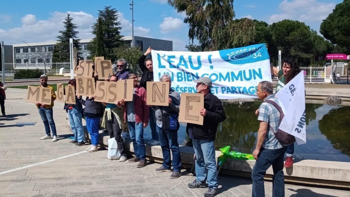 découvrez les tensions politiques dans l'hérault autour des retenues d'eau. l'opposition s'exprime avec indignation face à la gestion de cette ressource essentielle. un sujet d'actualité qui soulève de nombreuses questions sur l'environnement et la politique locale.