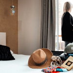 découvrez notre hôtel en aveyron, récemment rénové, alliant charme et modernité. profitez d'un séjour unique au cœur de la nature, avec des chambres confortables et un service de qualité. réservez dès maintenant pour une expérience inoubliable!