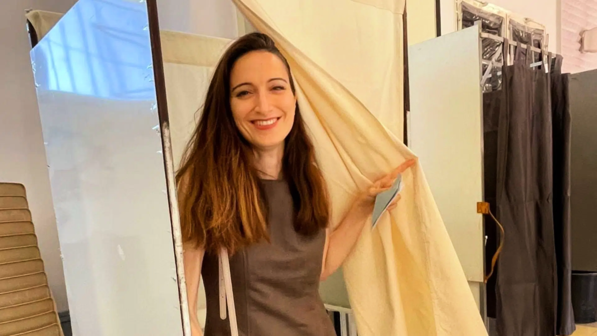 découvrez le parcours et les engagements de manon bouquin, députée du rassemblement national. analyse de son rôle au sein de l'assemblée nationale et de ses initiatives politiques au service de ses concitoyens.