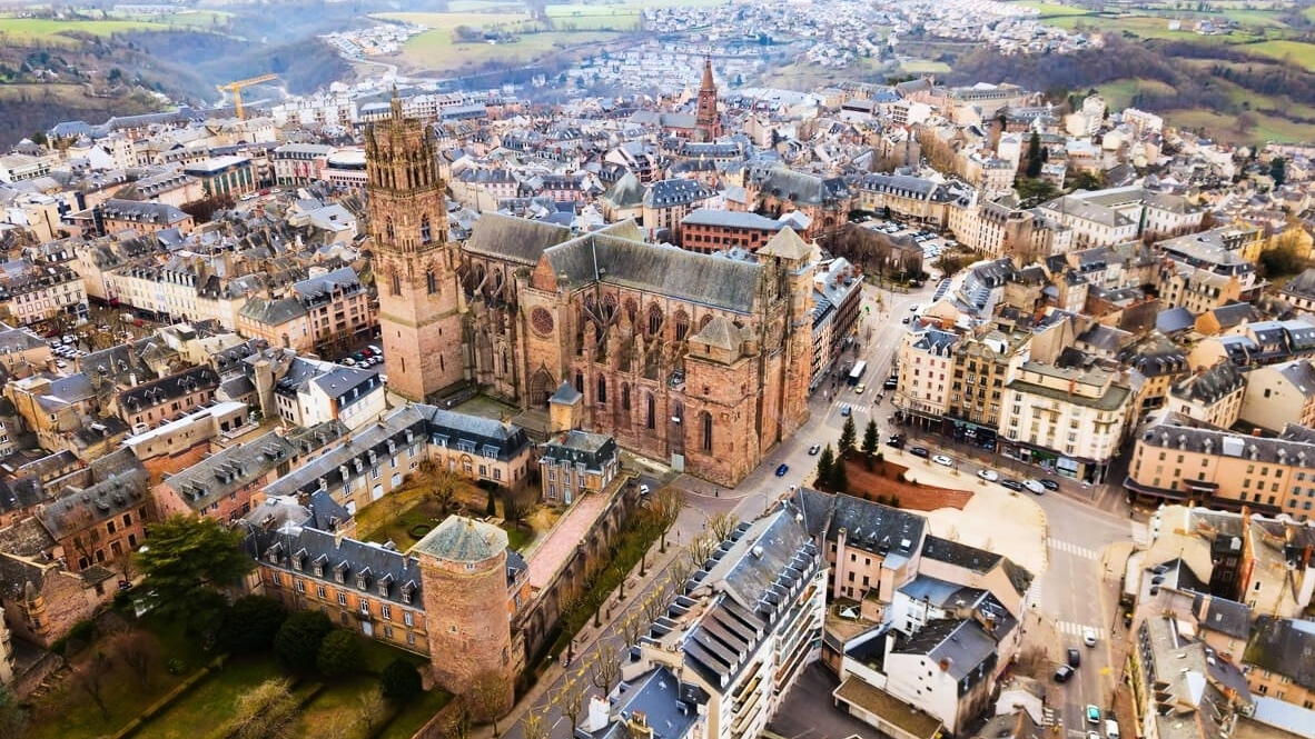 découvrez la météo à rodez pour le 10 avril 2025. prévisions détaillées sur les températures, les précipitations et les conditions climatiques pour planifier votre journée. restez informé et préparez-vous au mieux!