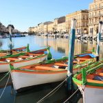 découvrez les meilleurs podcasts qui mettent en lumière la ville de sète. plongez dans des histoires captivantes, des interviews enrichissantes et des explorations culturelles qui révèlent l'âme de cette charmante destination méditerranéenne.