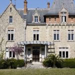 découvrez notre service de rénovation de château à béz, alliant savoir-faire artisanal et techniques modernes pour restaurer majestueusement votre patrimoine historique. transformez votre château en un lieu d'exception.