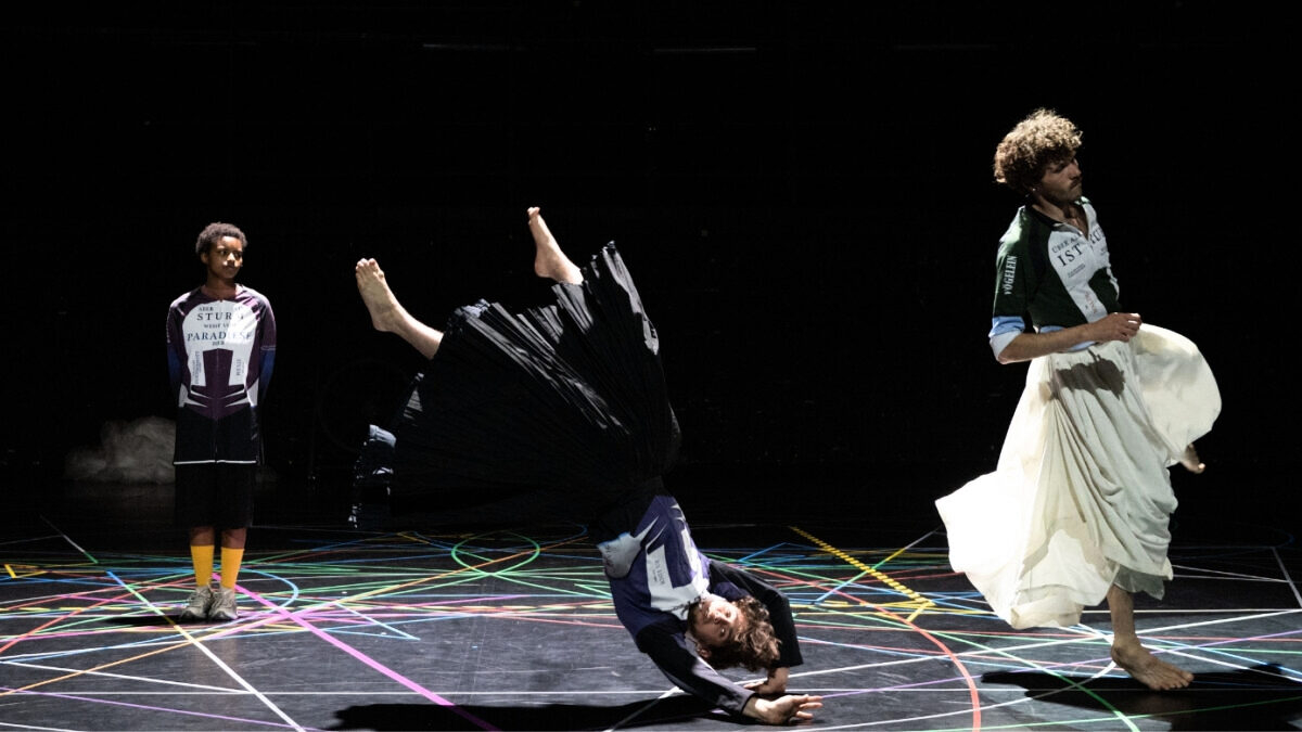 découvrez le spectacle mode tarn : un événement unique qui met en lumière les dernières tendances de la mode, des créateurs locaux et une ambiance incontournable. rejoignez-nous pour célébrer la créativité et le style dans le cadre enchanteur du tarn.