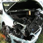 découvrez les conséquences choquantes d'un accident impliquant une voiture et un arbre. analyse des causes, des impacts sur la sécurité routière et des témoignages poignants.