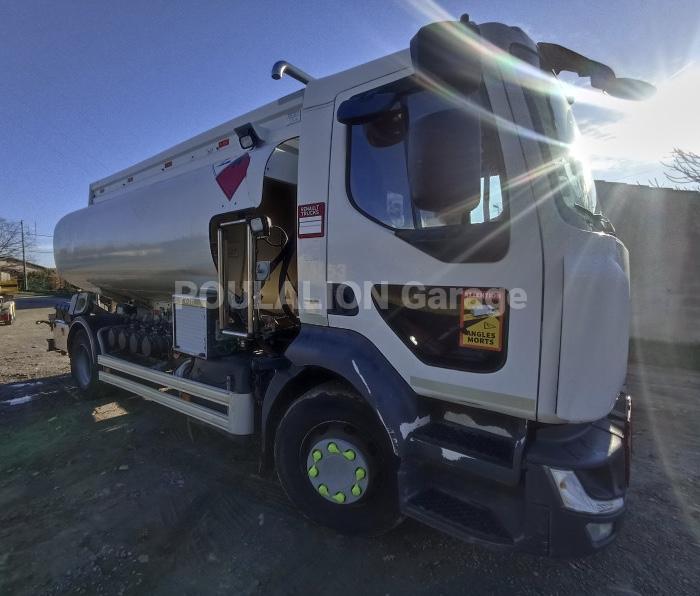 découvrez nos solutions de transport de carburants avec nos camions hydrocarbures en aveyron. sécurité, fiabilité et livraison rapide pour professionnels et particuliers.