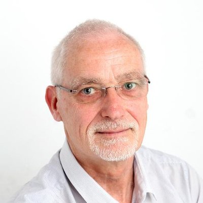 découvrez les raisons et les conséquences du départ de gilles martin, ainsi que les réactions de ses collaborateurs et l'impact sur l'organisation.