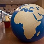 découvrez comment les musées de l'aveyron font face au péril : enjeux de sauvegarde du patrimoine, initiatives locales et défis de préservation. explorez l'avenir de la culture en aveyron.