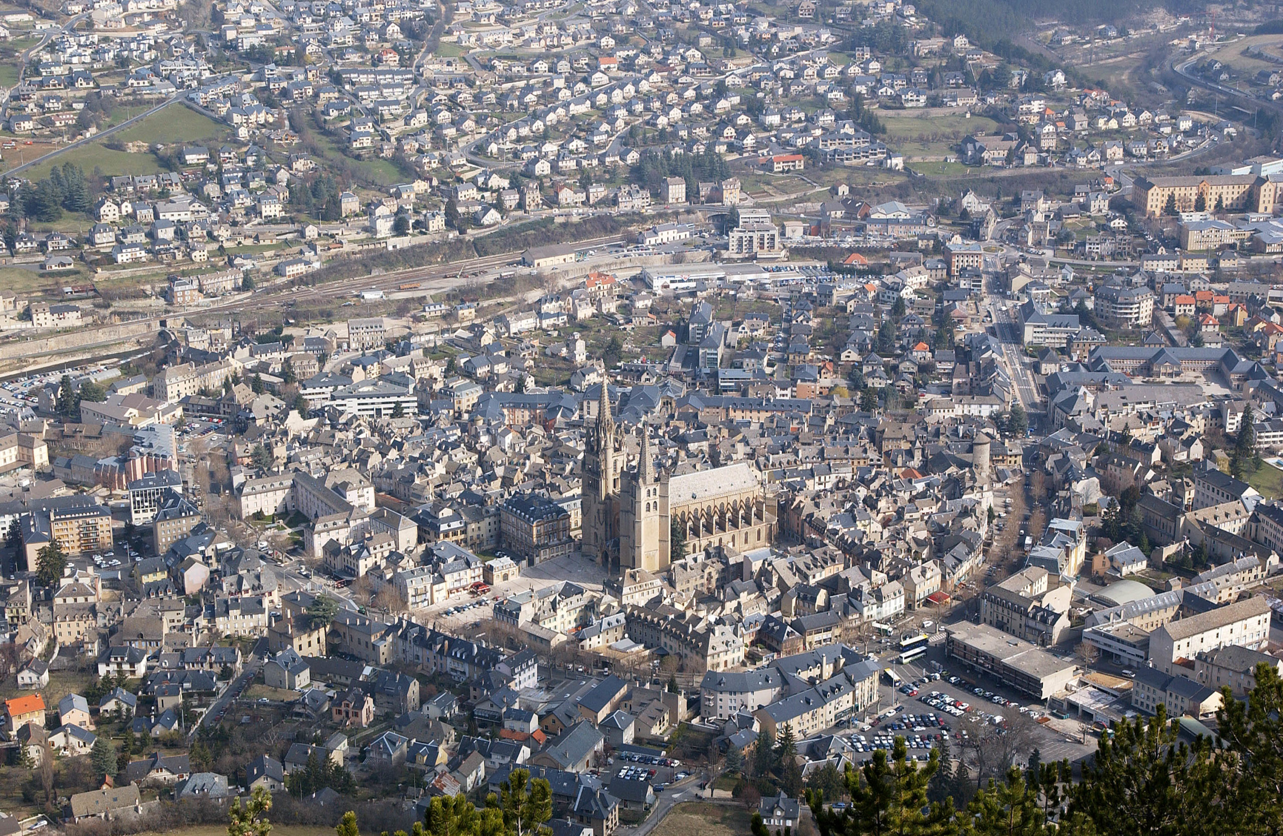 découvrez le comité de quartier de mende et ses actions pour promouvoir le cyclisme local : actualités, événements, initiatives et rencontres pour tous les passionnés de vélo au cœur de la lozère.