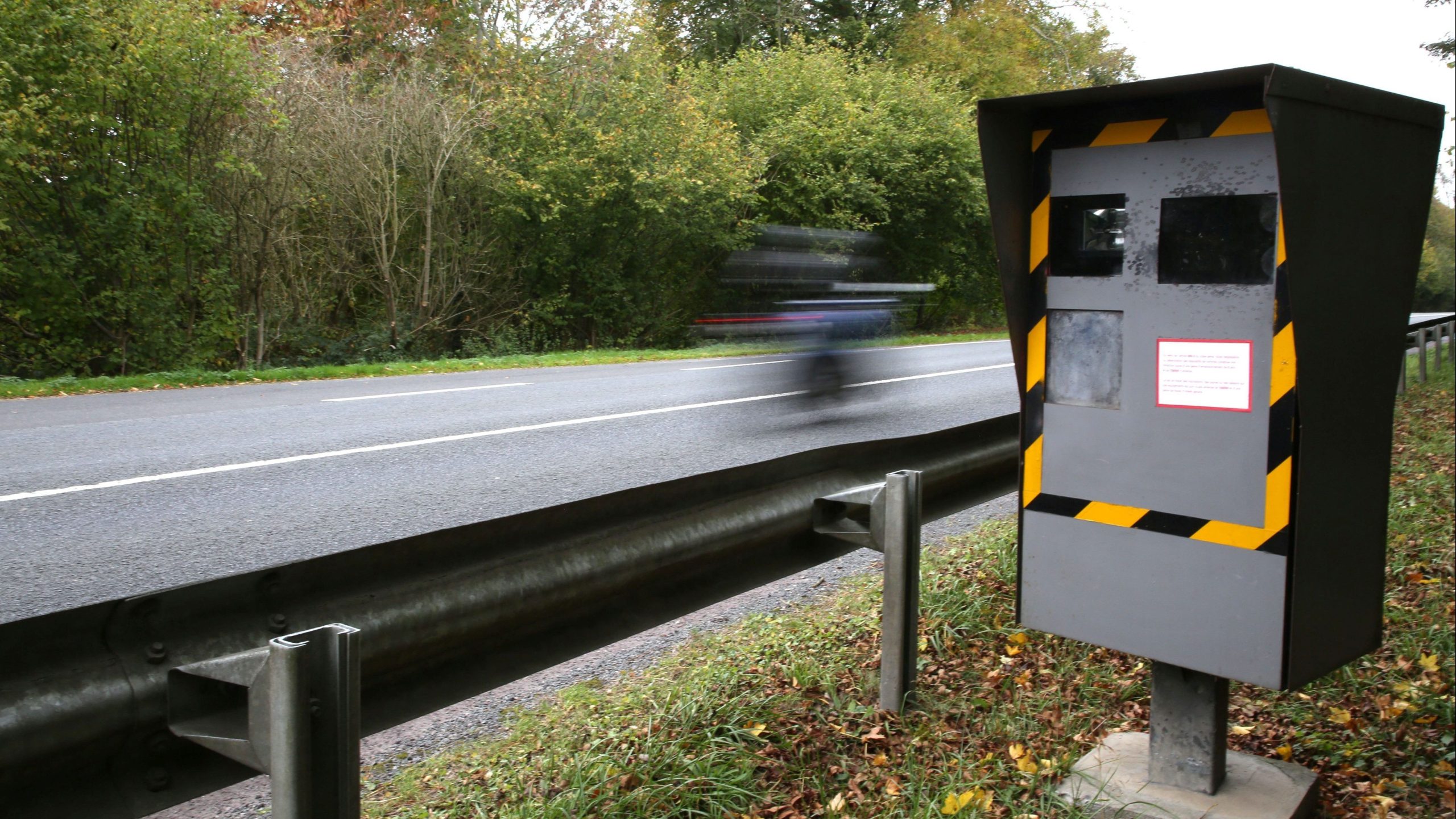 découvrez les conséquences légales qu'un motard peut encourir en cas de condamnation : sanctions, amendes, retrait de permis et démarches à suivre après une infraction.