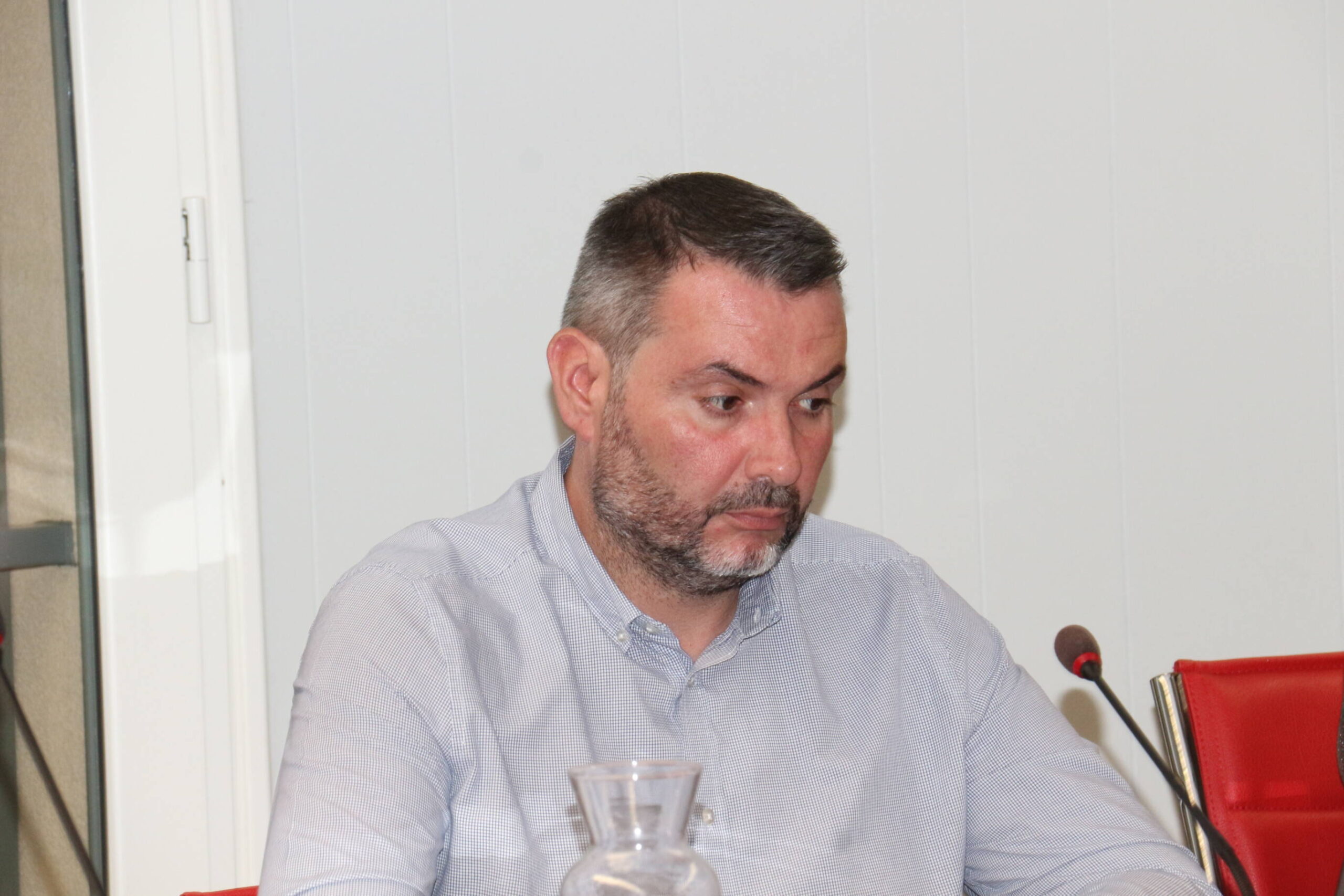 découvrez le stade robert-lacaze, une enceinte dédiée au rugby, accueillant matchs et événements sportifs dans une ambiance conviviale et passionnée.