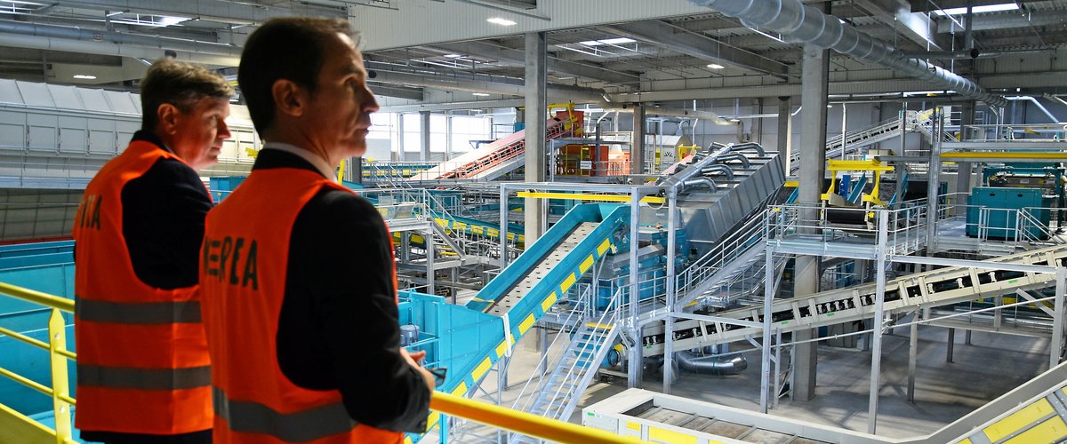 découvrez comment l'usine de traitement des déchets en aveyron contribue à la gestion durable des déchets, à la préservation de l’environnement et au développement local. informations, fonctionnement et enjeux régionaux.